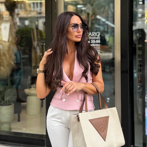 Результат наращивания волос микрокапсулами — натуральный объём и длина