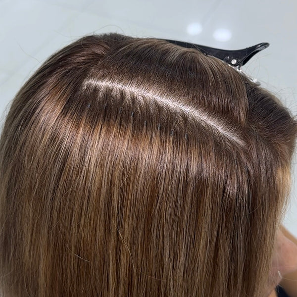 Капсульное наращивание волос крупным планом — невидимые капсулы